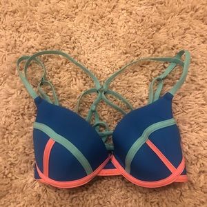 NWOT Maaji bikini top